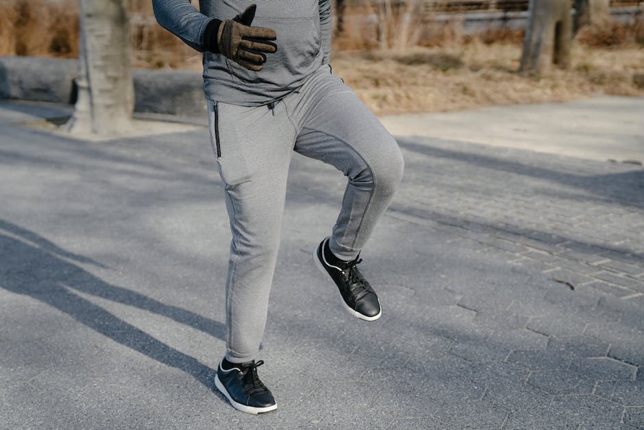 What tennis shoe has the best arch support 7 extended comfort with motion control shoes