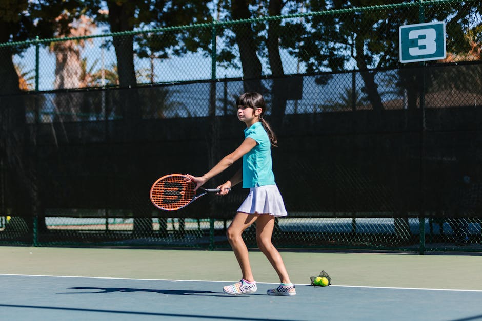What is the first point in a tennis score who was the first black female tennis player